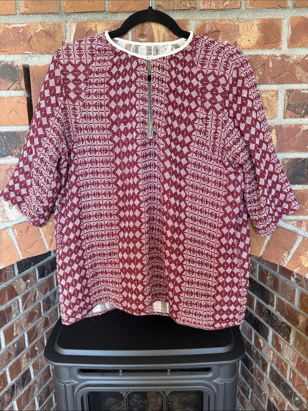 Ace & Jig Burgundy and Cream Patterned Short-Sleeve Tunic with Front Zip size S